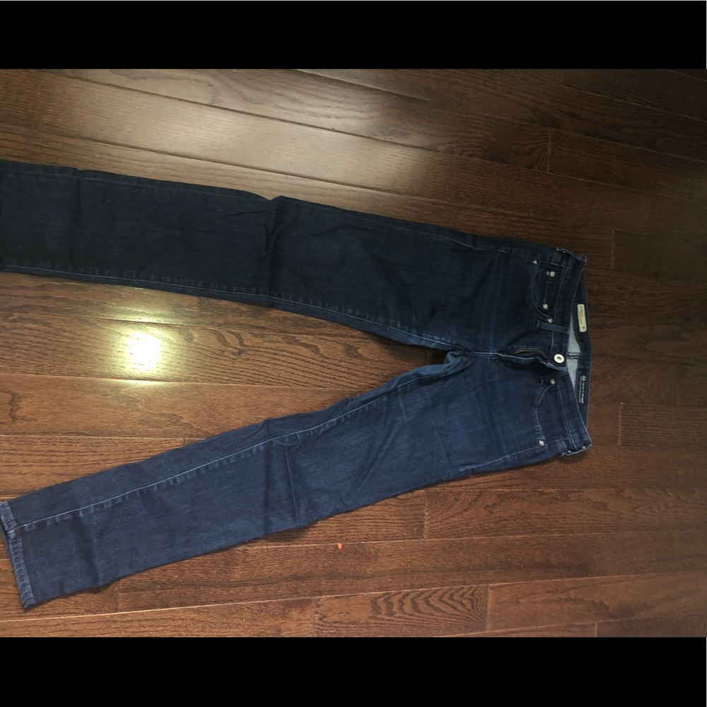 The silt cigarette leg Jean